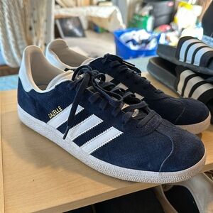 Gazelle Adidas Sneakers